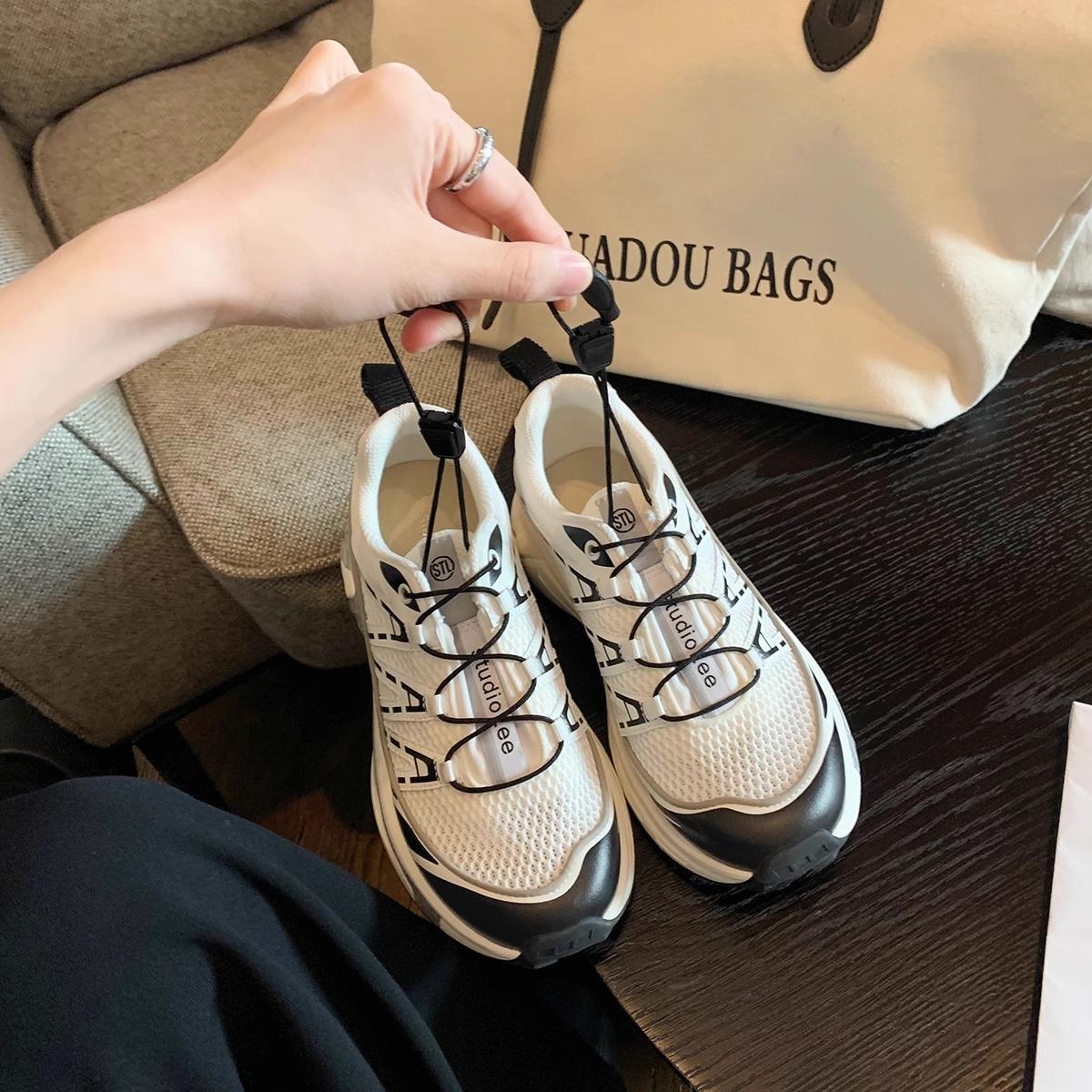 

Gu Yunshu Summer 2024 fashionable thick-soled heightening sports wind drawstring light casual color matching dad shoes children 40 чорний