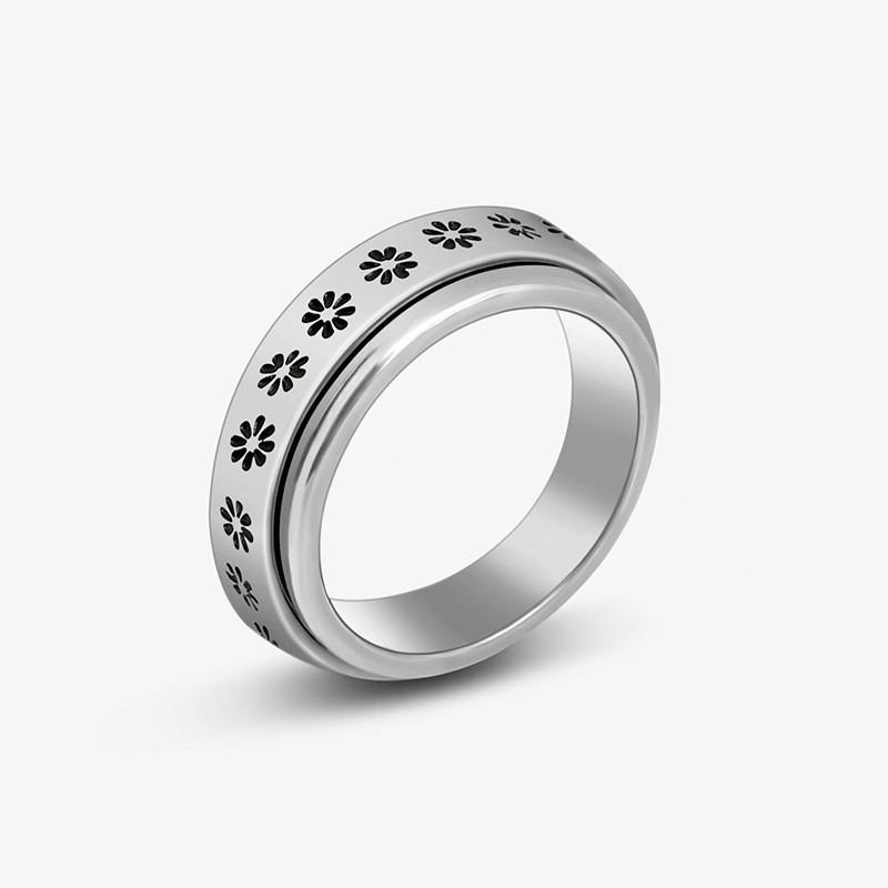 Rotatable Stainless Steel Decompression Ring with Engraved Pattern - Fashionable, Simple Jewelry.