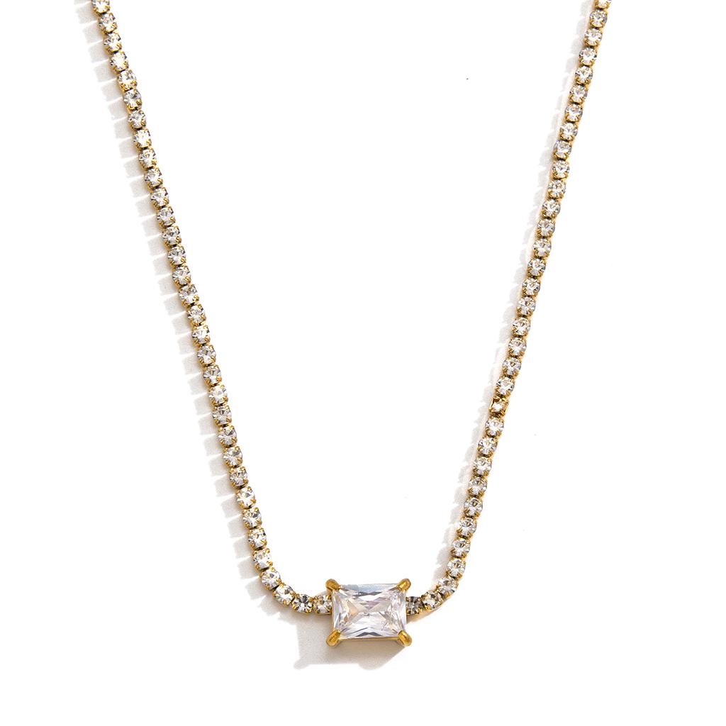 Yori Stainless Steel Golden PVD Zirconia Pendant Necklace Delicate Stainless Steel Daily Wear Arrivals Fashion Jewelry Gift