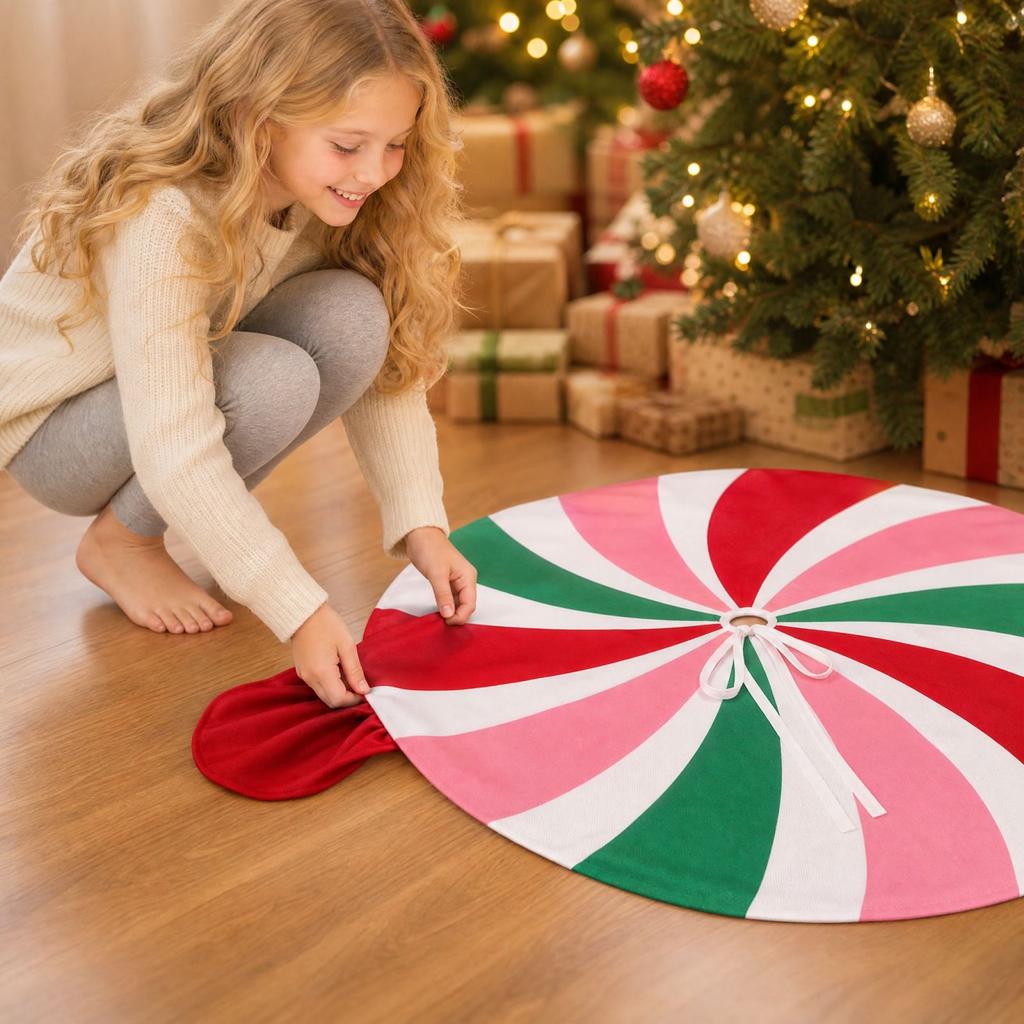 Candy-Shaped Christmas Tree Skirt and Green Contrasting Colors, Christmas Tree Base Decoration