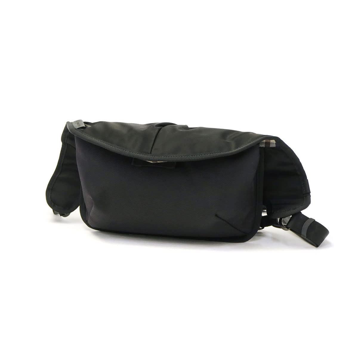 

Aquascutum Front Pack Shoulder Bag [Masterpiece] 02870-aq Black/10