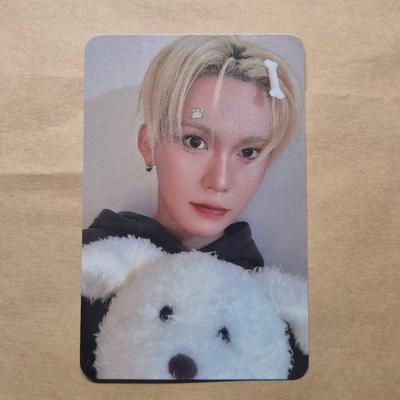 [USED] XLOV UXLXVE HYUN Hyun Fansign Photocard HELLOLIVE