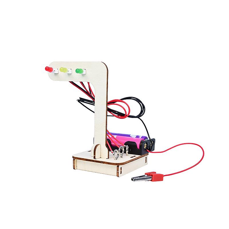 Student DIY Traffic Light STEM Kit: Physics & Technology Craft for Kids
