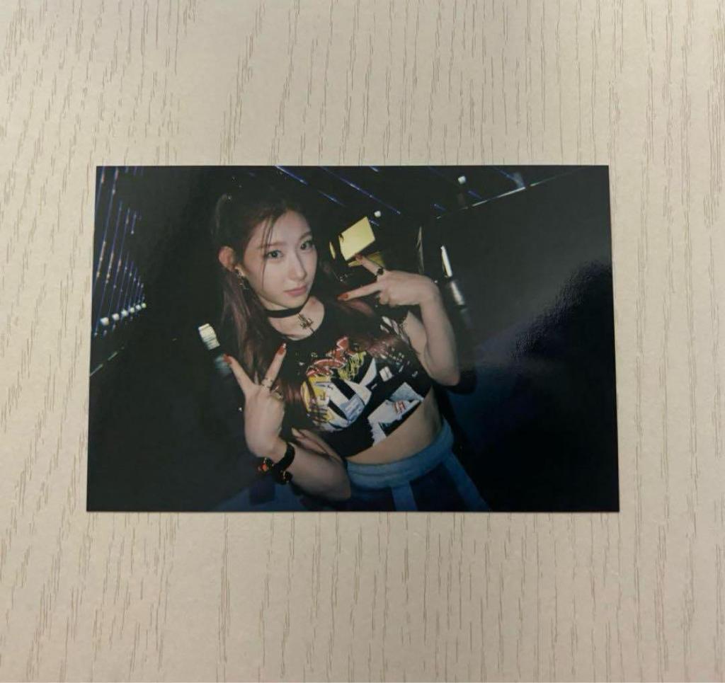 [USED] ITZY Chaeryeong Postcard Interpark Bonus