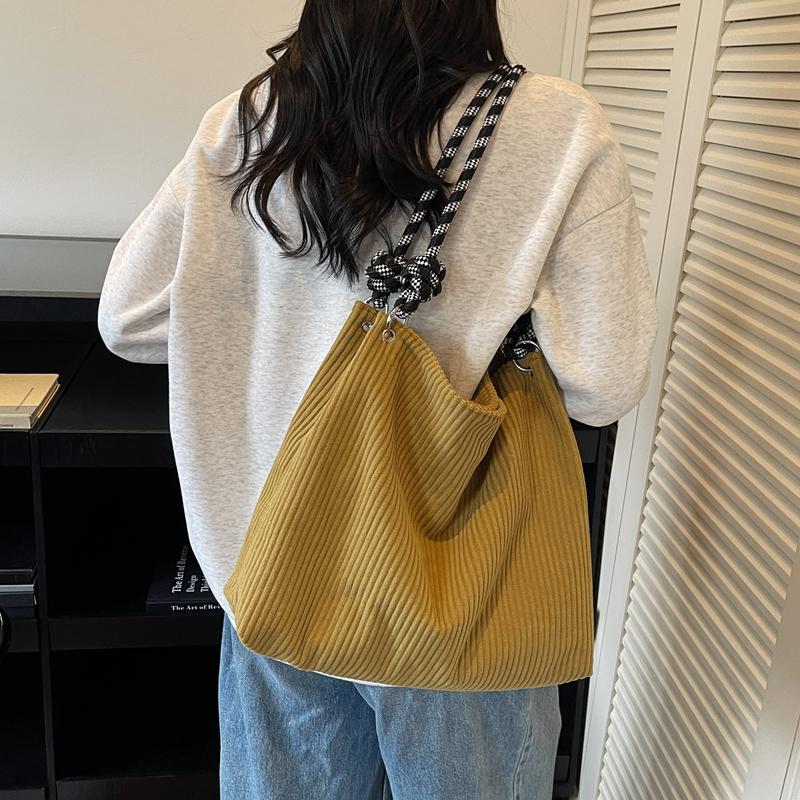 Vintage Large Capacity Corduroy Bag Women's Solid Color Underarm Shoulder Bag