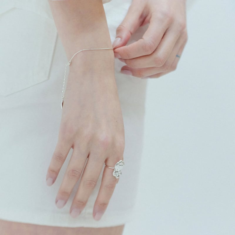 Oooho Basic Layered Armband