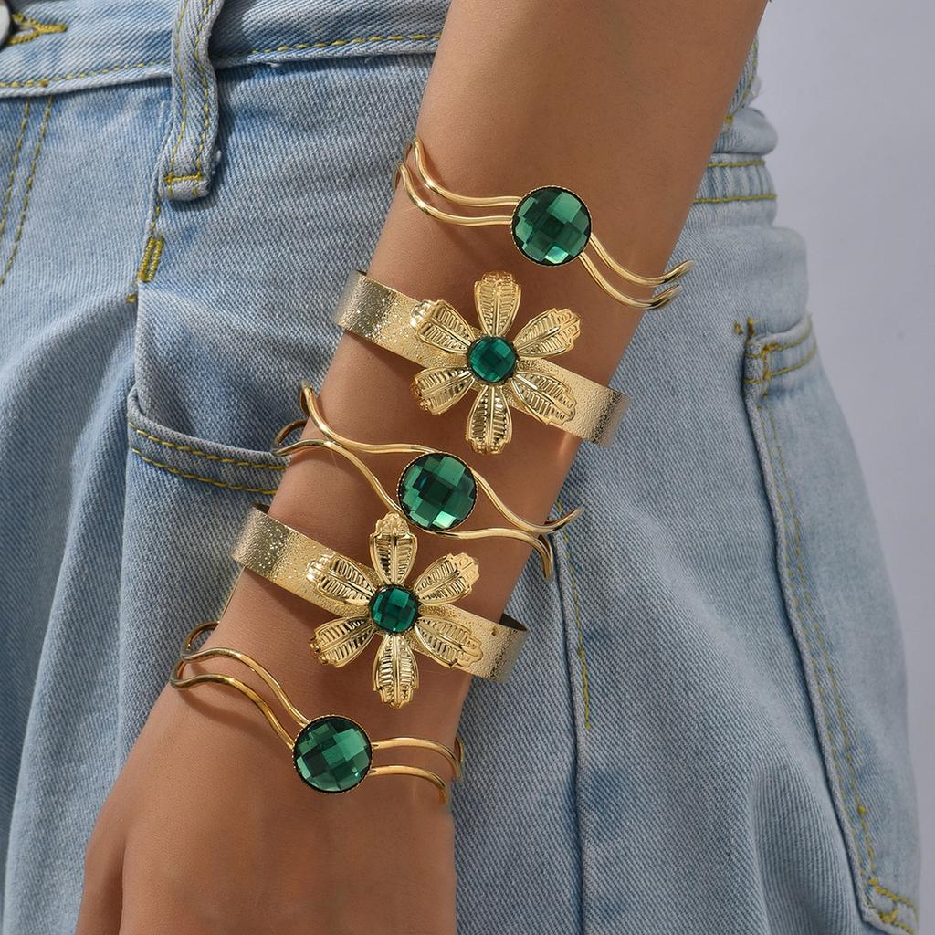 1PC Women's Fashion Personality Exaggerated Flower Opening Arm Bracelet Zircon Outdoor Party Festival Gift