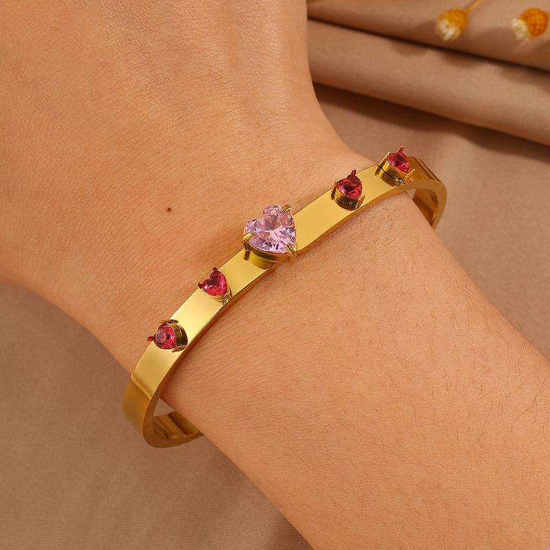 Light luxury love diamond-encrusted business wearing , girls' high sense, European and American fashion versatile stainless steel
