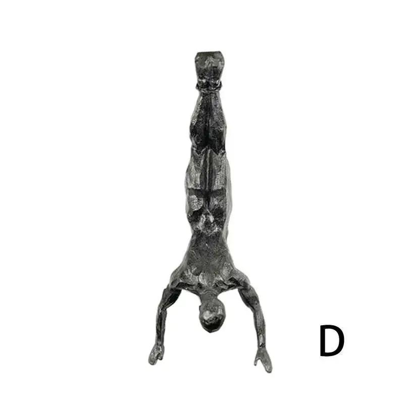 Athlete Rock Climbing Man Resin Background Wall Hanging Decoration Sculpture Statue Figures Creative Rock Climber Statue Pendant