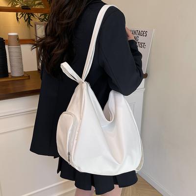 Dámske kabelky – Dámske plecniaky