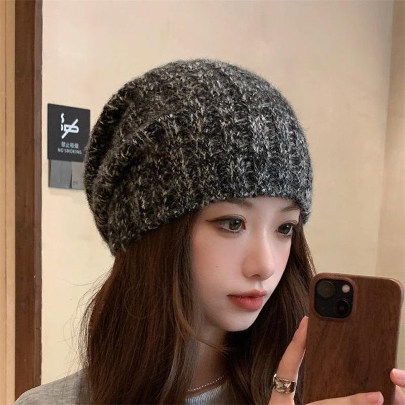 Knitted hat mountaineering women's new autumn and winter warm windproof ear protection cold hat shows a small face and increases the head circumferenc