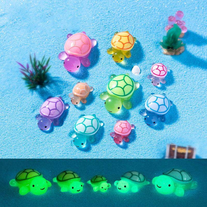 20-Pack Luminous Mini Resin Turtle Statues for Ocean Theme Party Decorations and DIY Garden Micro Landscape Bead Crafts