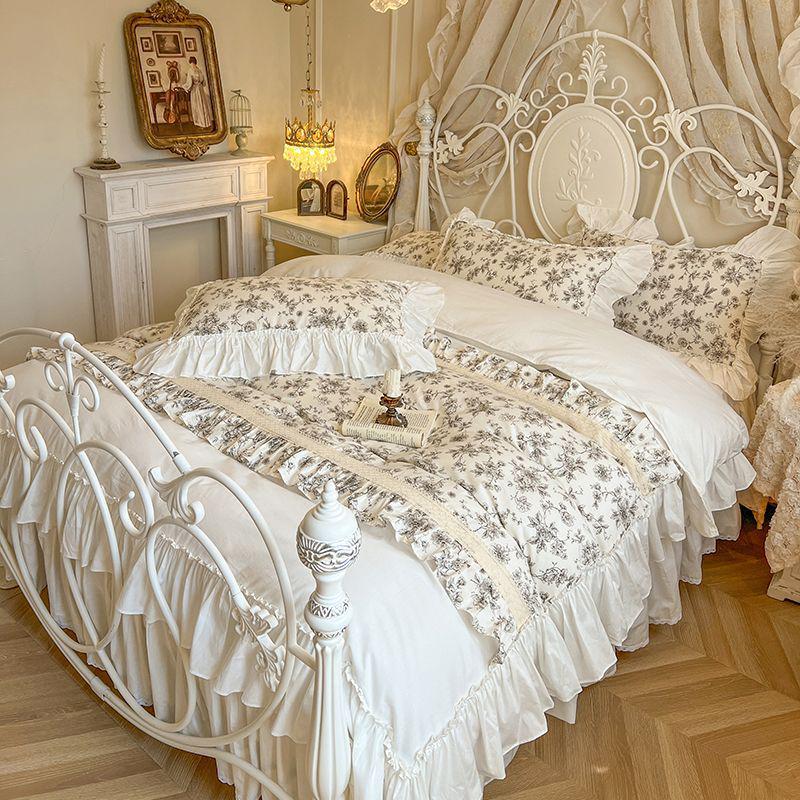 G5Z Princess Heart Cotton Four-Piece Bedding Set with Ruffled Skirt