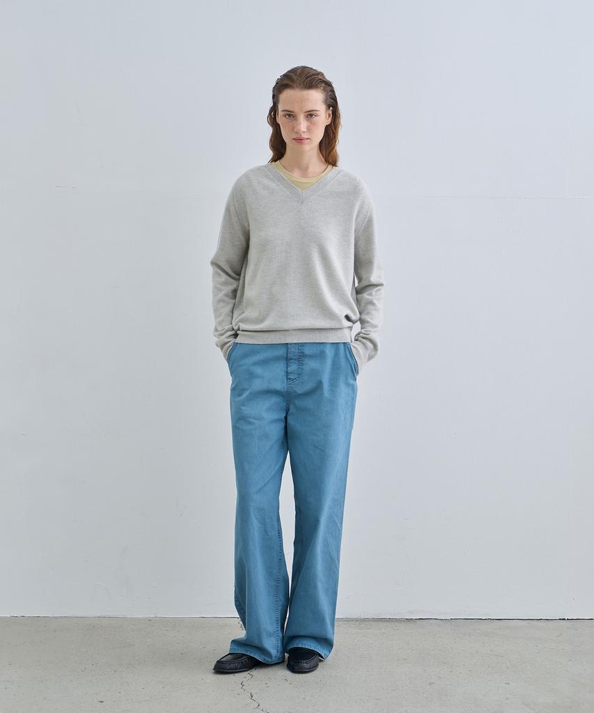 JEONGGAM STUDIOS Soft V-Neck Knit_2 Color