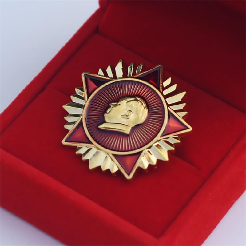 Chairman Mao's Emblem, Pin, Pentagram, Merit Medal, Shape, Retro Commemorative Chest Badge, Gift Diameter 3.5CM