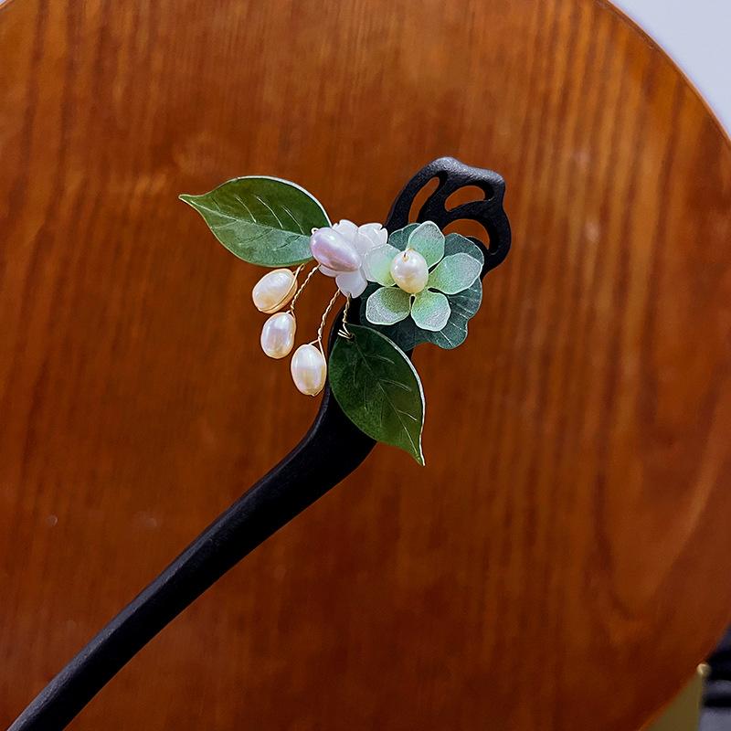 Ebony Ancient Wind Hairpin Exquisite Disk Pull Hair Glazed Beads Flowers Tassel Step Shaking Hanfu Ancient Costume Hairpin Hair Accessory