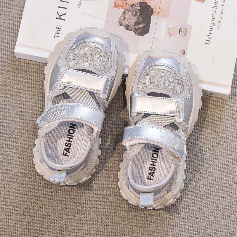 Kids Closed Toe Rhinestone Decor Non Slip Sport Sandals 26