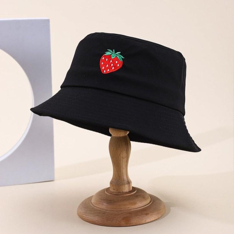 

South East Asia Small Fresh Embroidered Strawberry Bucket Hat Women S Summer Versatile Sun Hat M55-58cm чорний