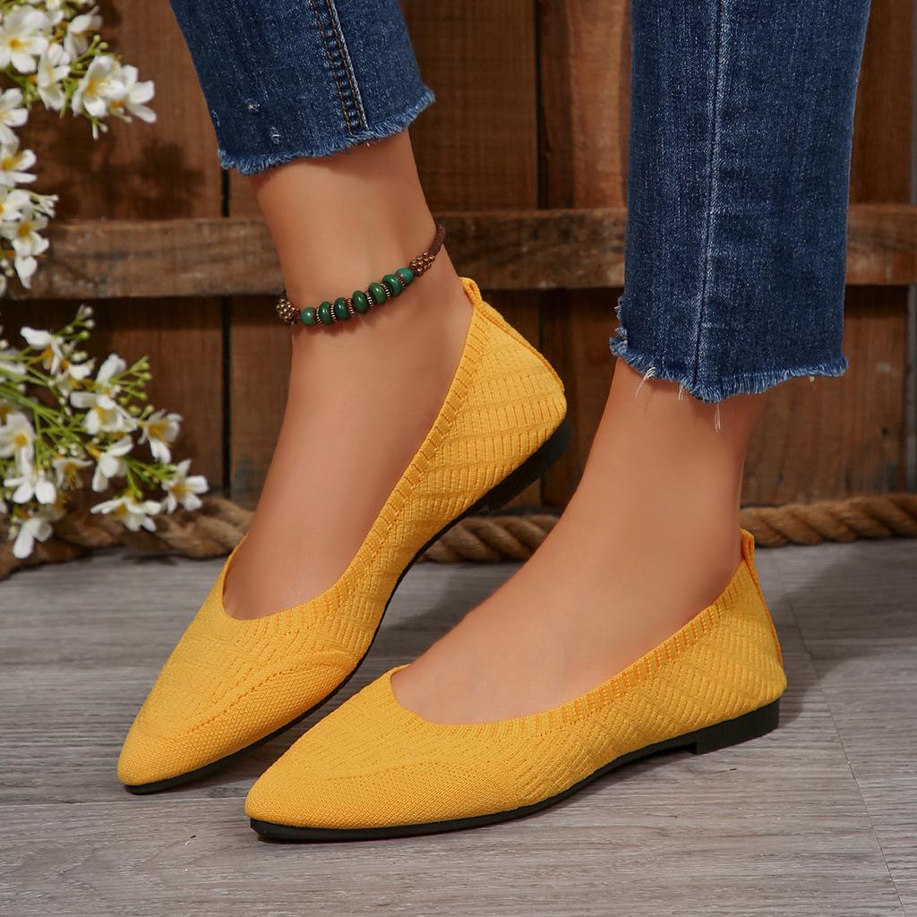 2025 new fashion pointed casual single shoes women's spring and autumn large size one-pedal flat-soled single shoes women's cloth