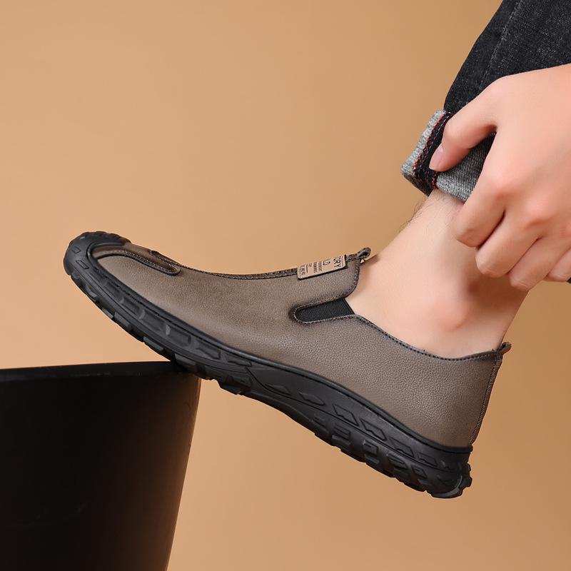 Fashion Spring Autumn New Designer Loafers for Men Fashion Business Casual Cow Leather Men's Shoes New Designer Solid Color Shoes Male