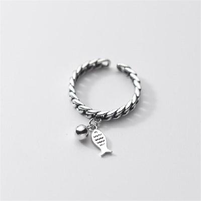 Retro Hollow Creative Chain Shaped Light Bead Fish 925 Sterling Silver Jewelry Cute Temperament Animal Opening Rings R284