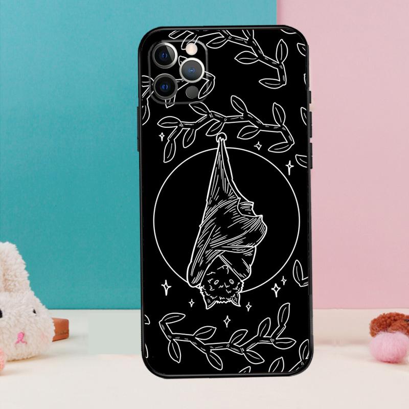 Skull Gothic Creepy Pastel Goth Phone Case For iPhone 16 15 14 13 12 11 Pro Max 12 13 mini XR 15 16 Plus 16e Cover Coque