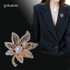 Korean Style Leaf Brooch: Rhinestone-Inlaid Corsage Pin for Clothing Accessories