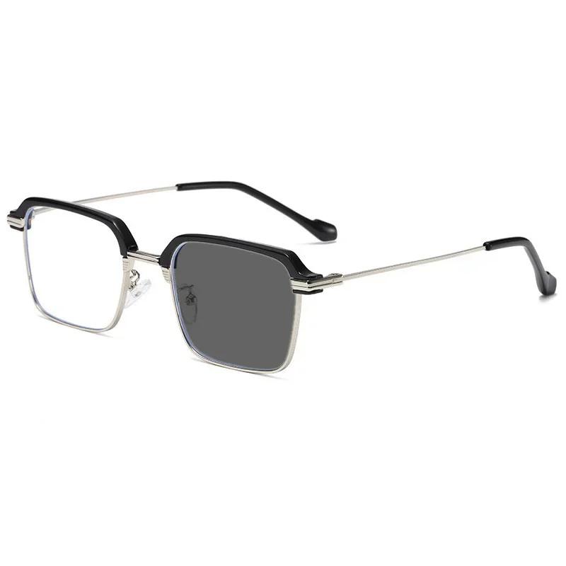 Photochromic Reading Glasses Man Fashion Classic Metal Frame Presbyopic Eyewear Woman Anti Blue Light Far Sight Eyeglasses