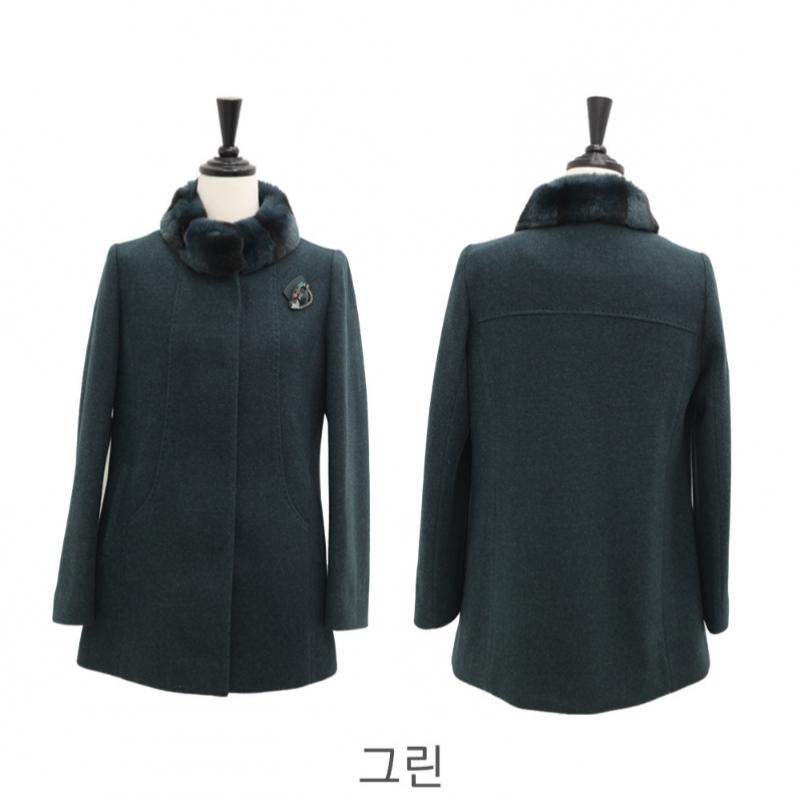 Shiz Madam Brooch Rex Collar Alpaca Coat For Mom In 50s   Model J31746
