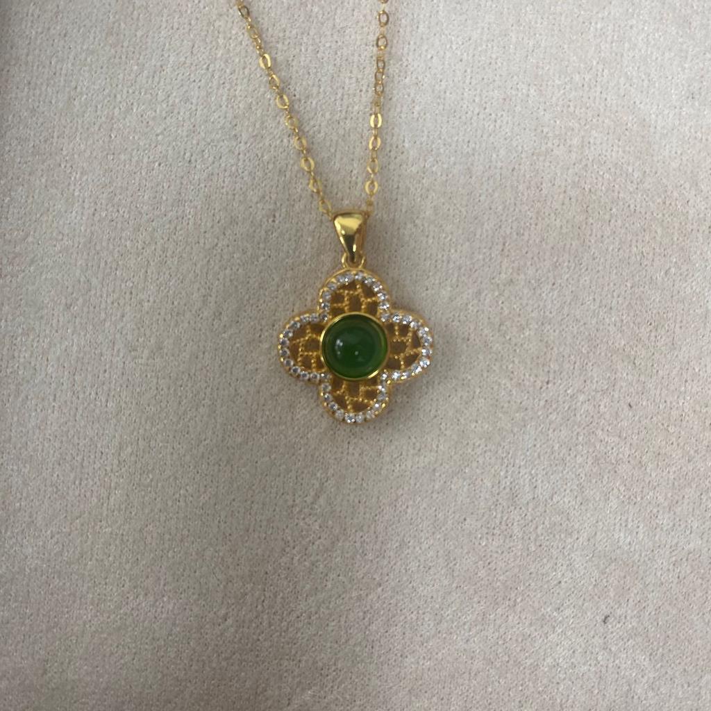 925 Sterling Silver Four Leaf Clover Natural Chalcedony Necklace Vintage Clavicle Chain Diamond Pendant High Ice Jade Jewelry