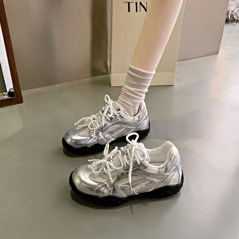 

Lace pearl mandarin duck with thick sole heightening casual moral training shoes women s spring and summer new silver retro Forrest Gump sneakers 35 срібний