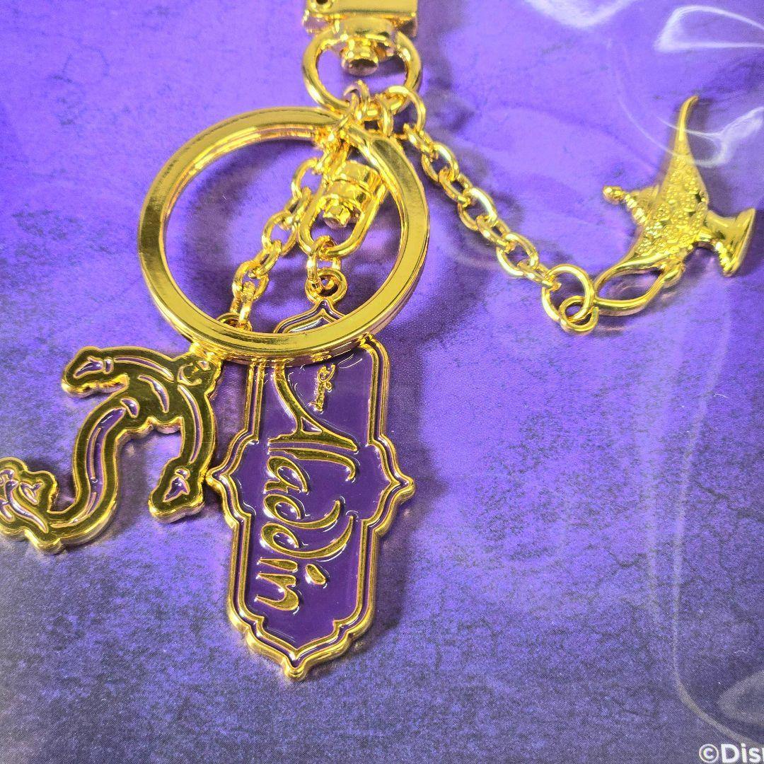 

[Б/У] Корейский музыкальный брелок Аладдин