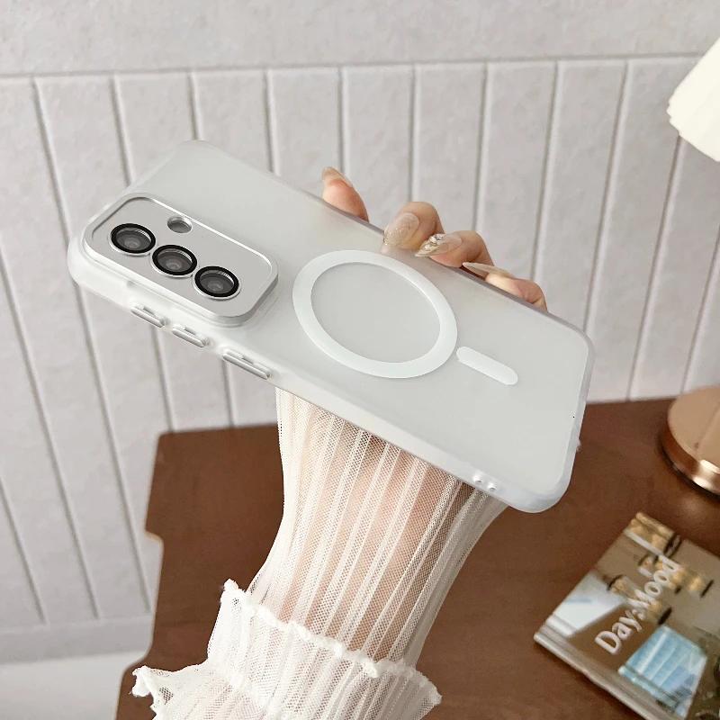 Luksusowe matowe etui magnetyczne do Samsung Galaxy S25 S24 S23 Ultra Plus A36 A35 A56 A55 A26 A16 A15 A06 A05 Pokrowiec z obsługą ładowania bezprzewodowego