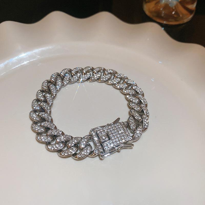 Zircon Round Geometric Flower Bracelet Vintage Style Bracelet Light Luxury High-End Hand Jewelry For Women