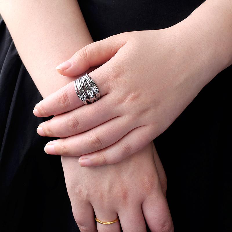 Fashion Jewelry Stainless Steel 18K Gold Plated Metal Geometric Wide Ring Irregular Woven Wrap Closed Rings for Women