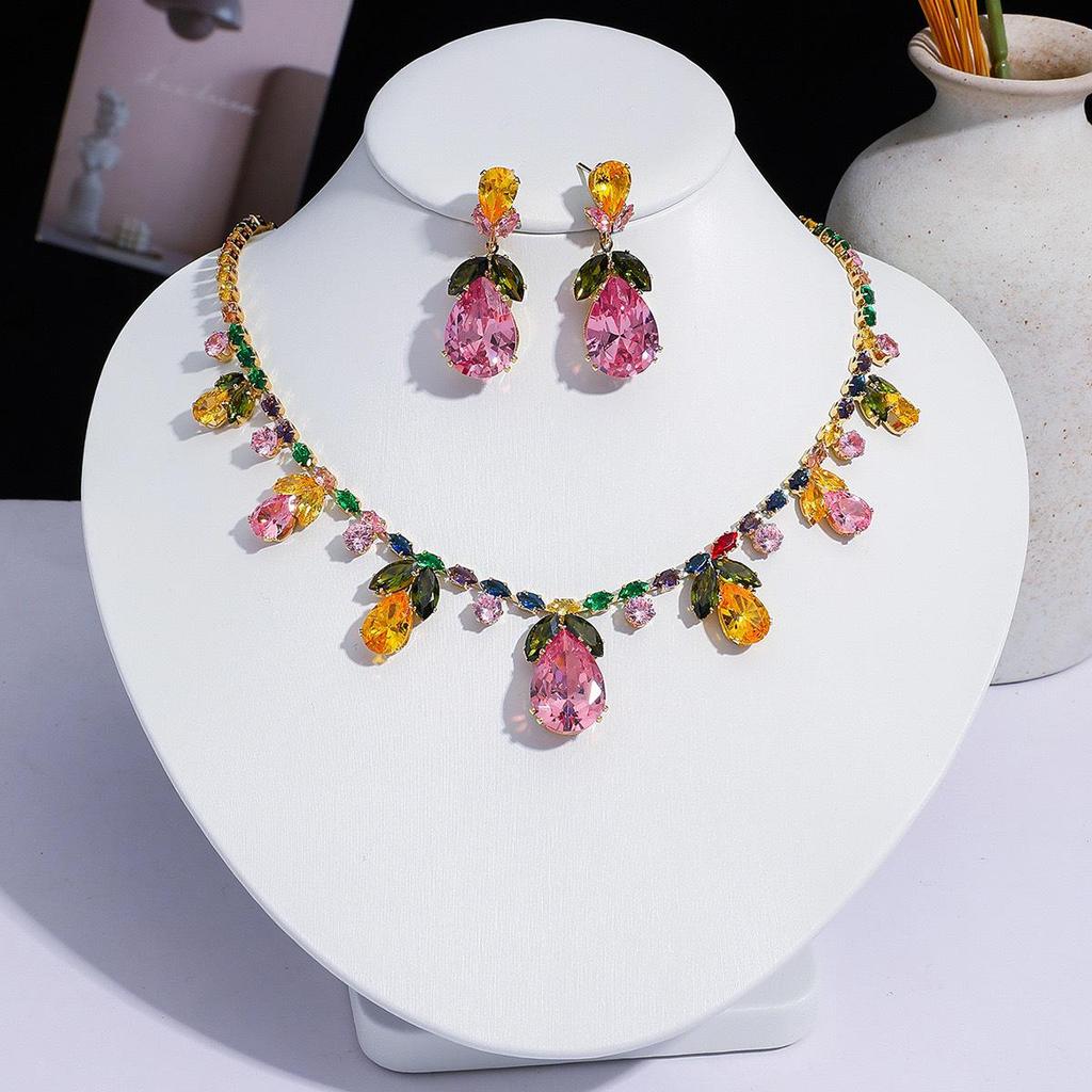 Set Fashion Trend Zircon Earrings & White Water Drop Necklace Jewelry