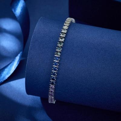 Funkelndes buntes Tennisarmband aus rundem Zirkonia in Silber, elegantes, stilvolles Accessoire für den alltäglichen Glamour