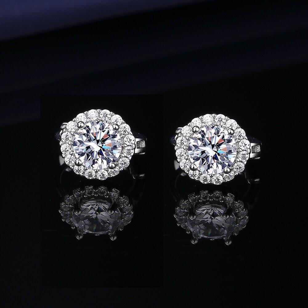 New One-Carat Imitation Moissanite Earrings: Hypoallergenic, Stylish Earrings for Women