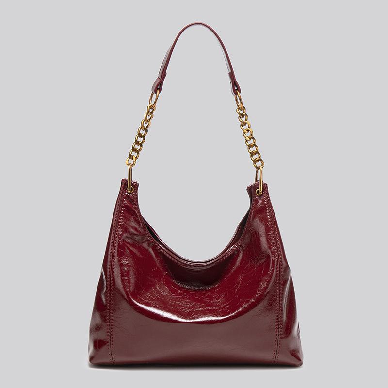 

Retro oil wax pitot bag women s 2025 new super fire high sense light luxury large capacity underarm messenger bag bag красный