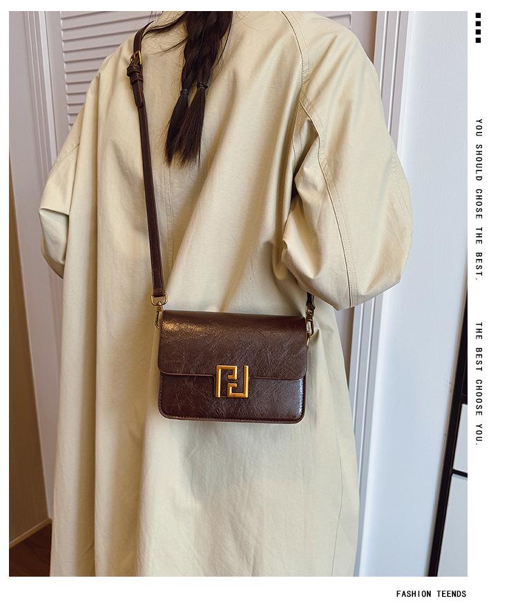 2024 Trendy Women's High-End Retro Crossbody Square Bag