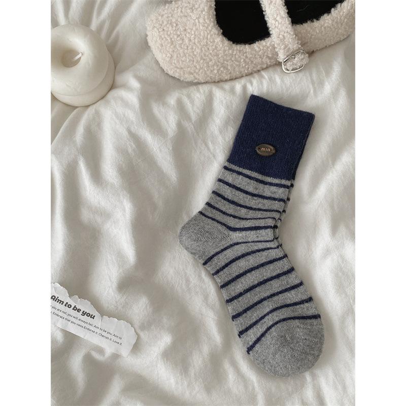Egg Button-Down Wool Socks Mid-Season Socks Striped Thickened Warm Pile Stack Socks Winter Confinement Socks