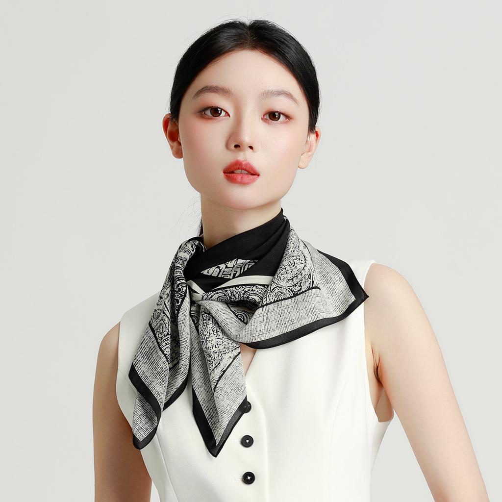 100% Mulberry Silk Exquisite Fashionable British Style Square Scarf for Women