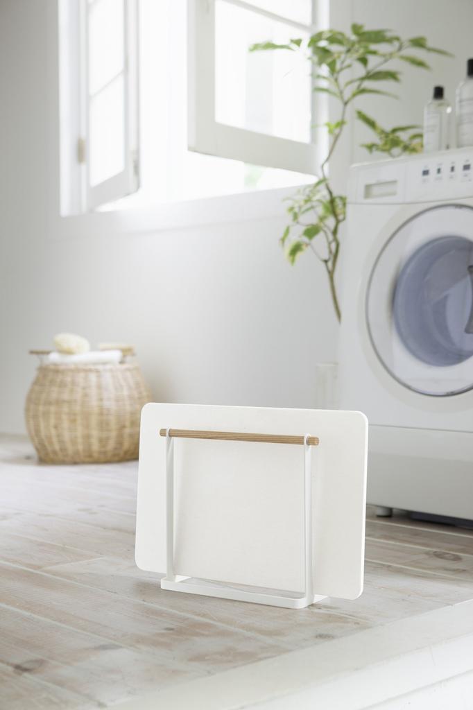 Yamazaki Diatomaceous Earth Bath Mat 3284 Stand, Tosca, White,