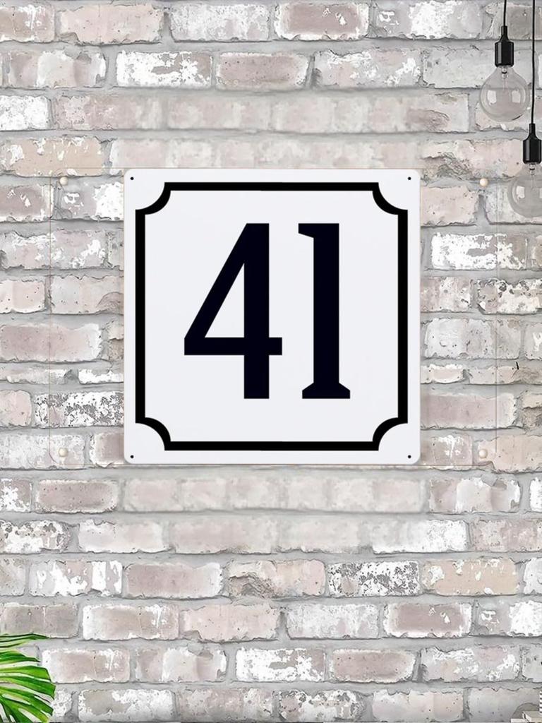 Classic Metal House Number 7 Sign 20x20 cm for Outdoor Door Plaque