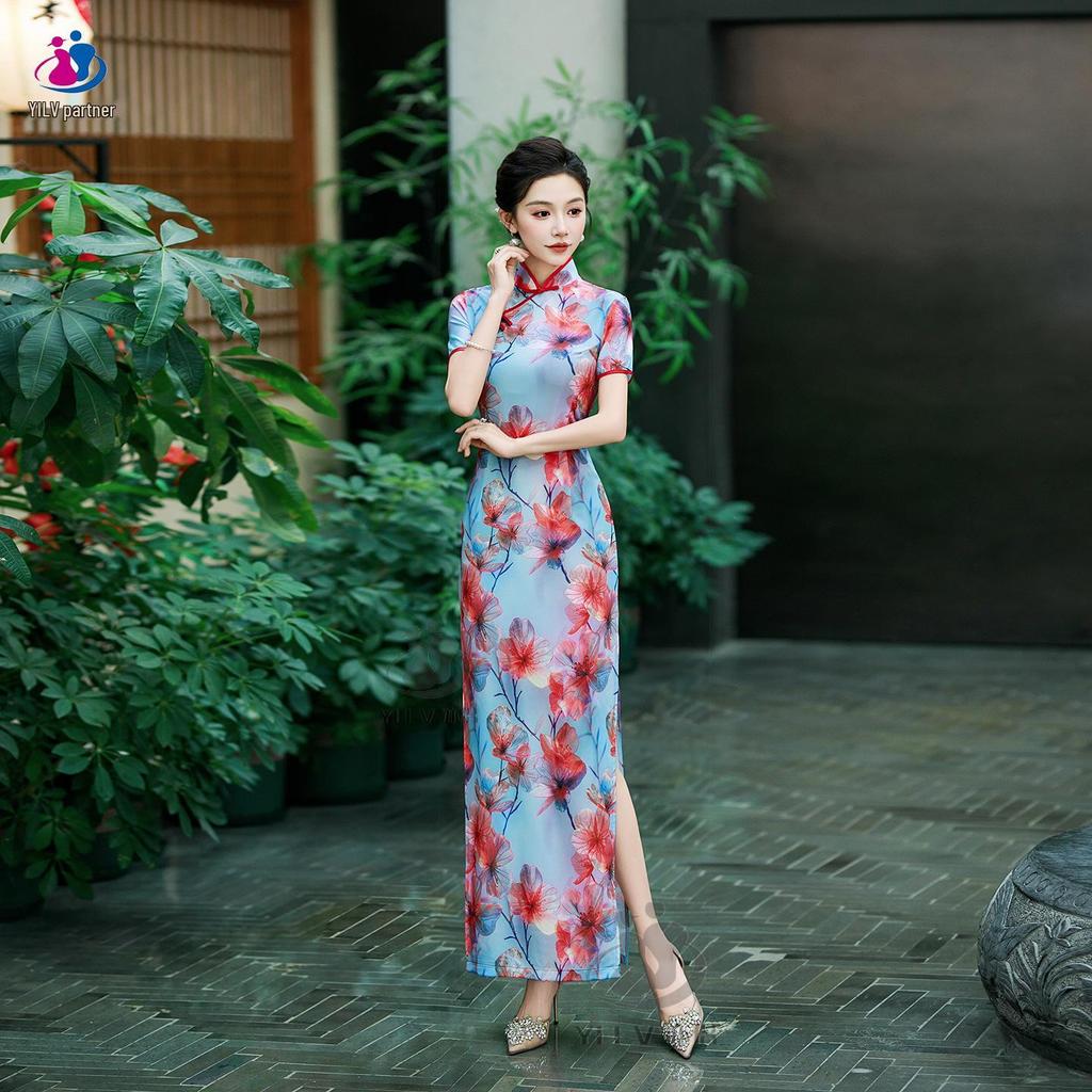 Cheongsam 2025 Vestibilità Aderente Manica Corta - Abito da Sfilata Stile Shanghai