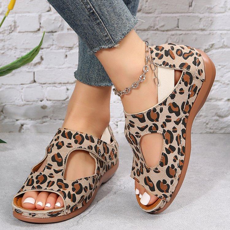 Summer and Autumn European and American Plus Size Versatile Fish Mouth Shoes Roman Sandals Flat Bottomed Low Heeled Women's Sandals Casual Shoes