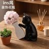 Creative Black Ceramic Cat Vase Countertop Decoration Fresh Flower Hydroponic Vase Abstract Cat Dining Table Living Room Decor