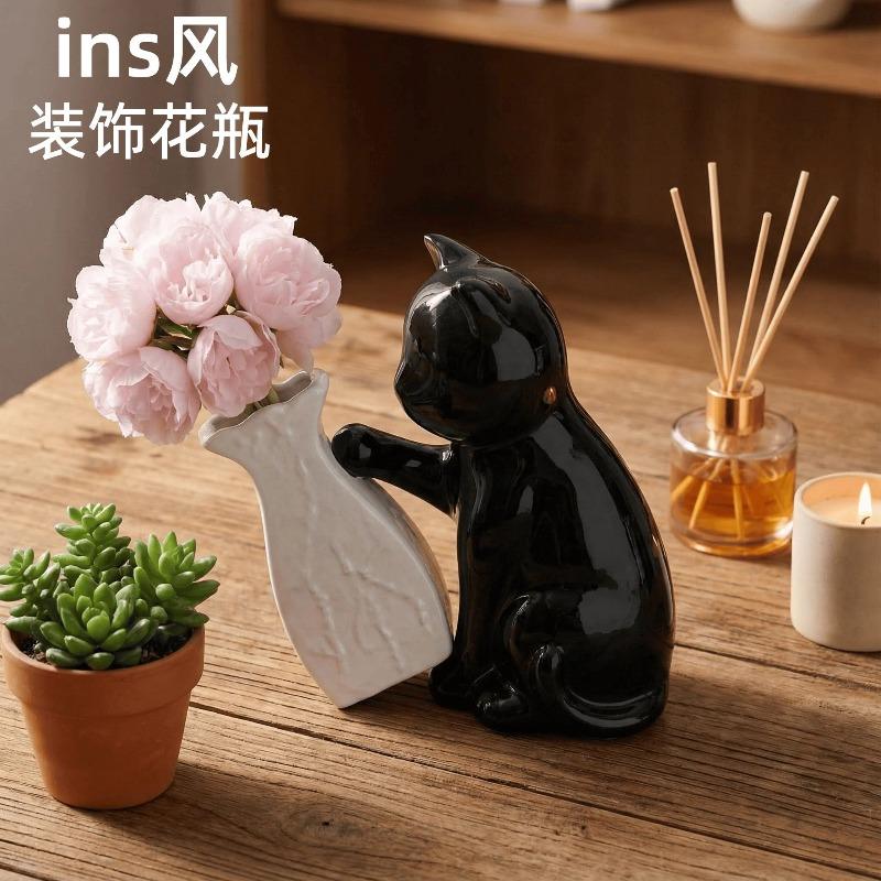 Creative Black Ceramic Cat Vase Countertop Decoration Fresh Flower Hydroponic Vase Abstract Cat Dining Table Living Room Decor