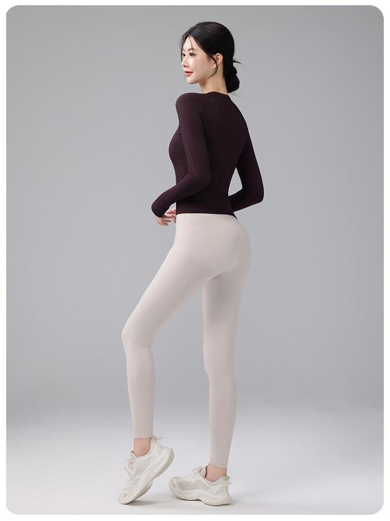 Thickened Seamless Women's Long Sleeve Yoga Top - Slimming, Breathable Round Neck for Autumn & Winter.