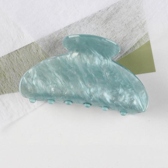 Hair Claw Lightweight No Breakage Strong Reinforced Back Head Hold Spring Pulling No Hair Clip Hair